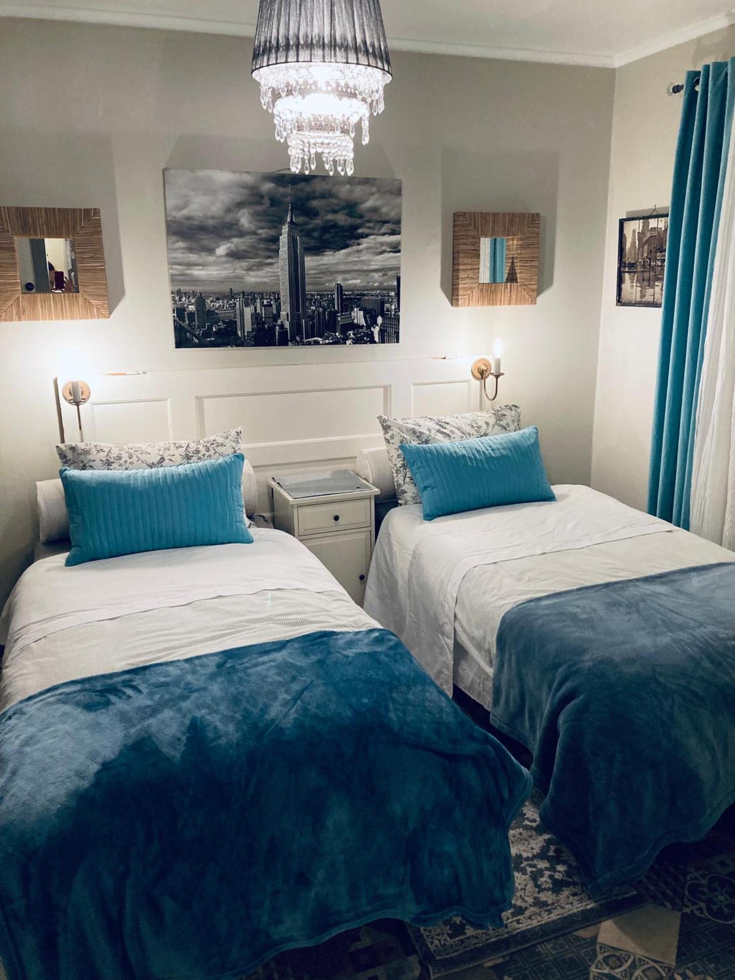 Apartments At The Sentrum Kristiansund Chambre photo